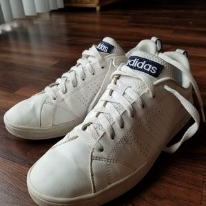 Adidas Advantage women's sneaker